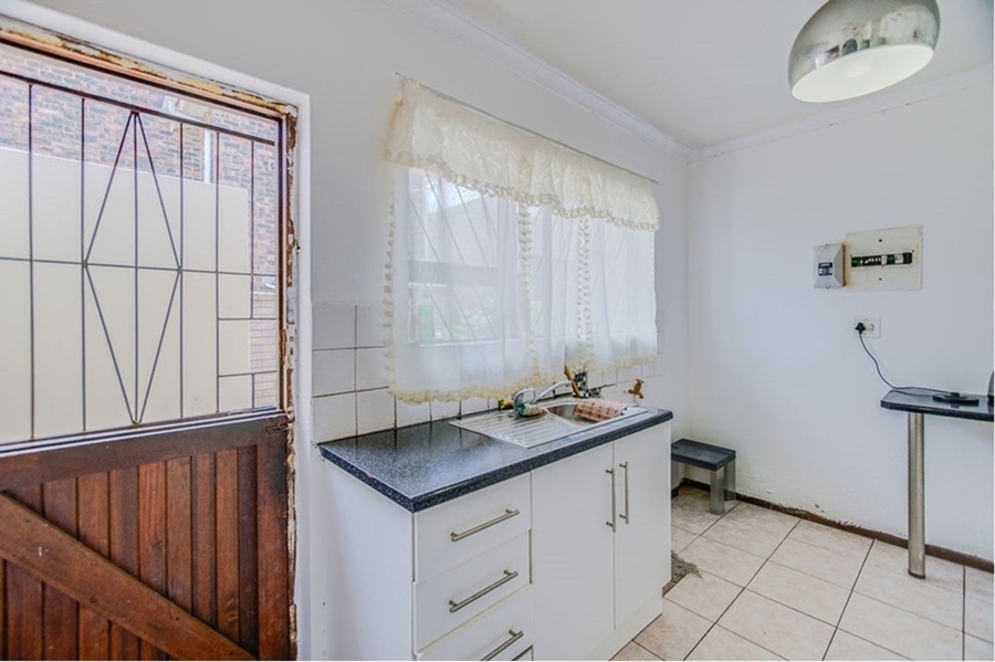 To Let 3 Bedroom Property for Rent in Kwamagxaki Eastern Cape